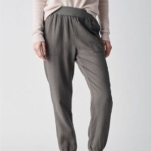 Faherty Women’s Joggers Navy Elastic Waist/Cuffed at Ankle w Pockets Size L